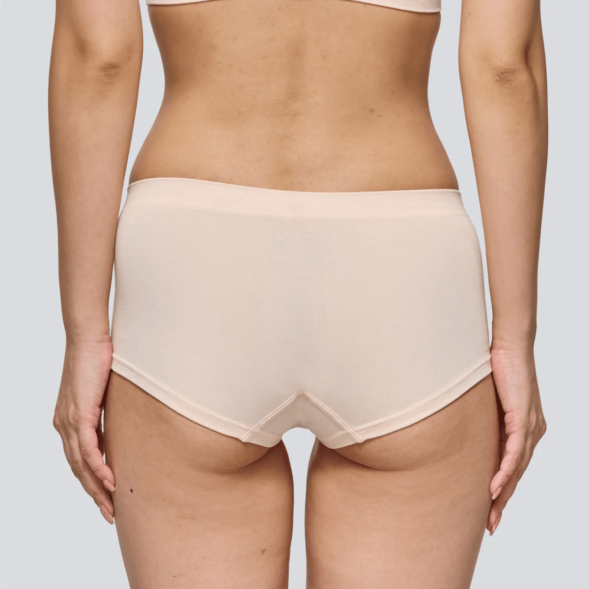 Women's SmoothFit Boyleg - Chic Champagne - Image 3